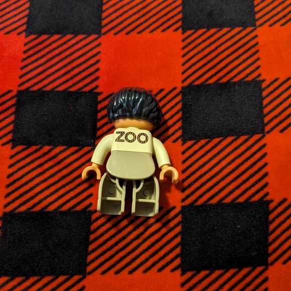 Female ZOO Keeper Duplo Figure Lego Village - Picture 5 of 5